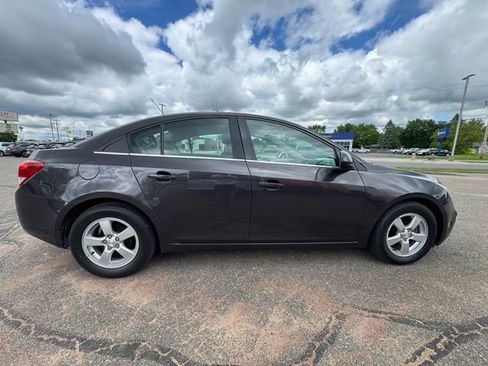 Used 2015 Chevrolet Cruze LT FWD image 7