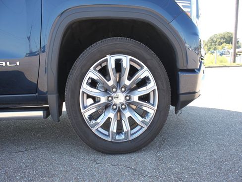 Used 2023 GMC Sierra 1500 Denali w/ Denali Reserve Package image 5