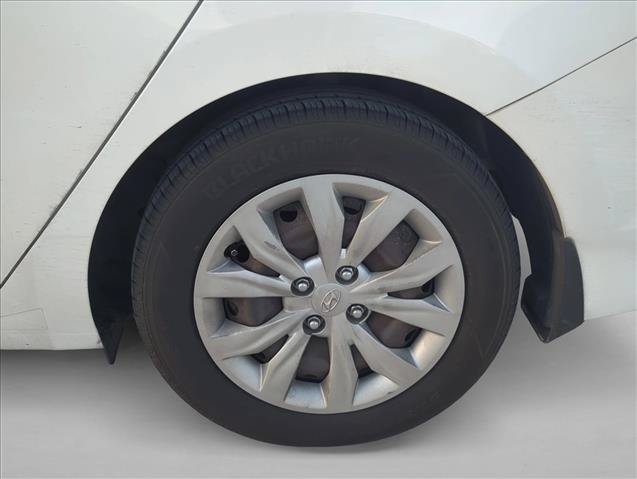 Used 2018 Hyundai Accent SE FWD image 7
