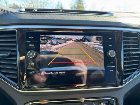 Used 2023 Volkswagen Atlas SEL R-Line image 27