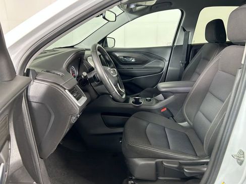 Used 2023 GMC Terrain SLE image 12