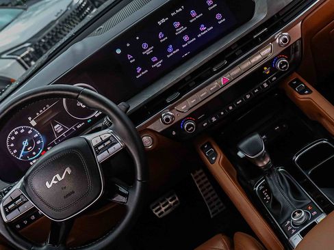 Certified 2023 Kia Telluride SX Prestige X-Line AWD/4WD image 19