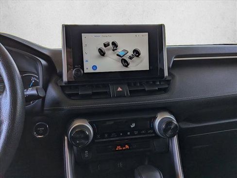 Certified 2025 Toyota RAV4 XLE AWD/4WD image 12