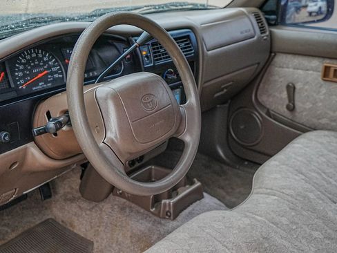 Used 2000 Toyota Tacoma Short Bed image 21