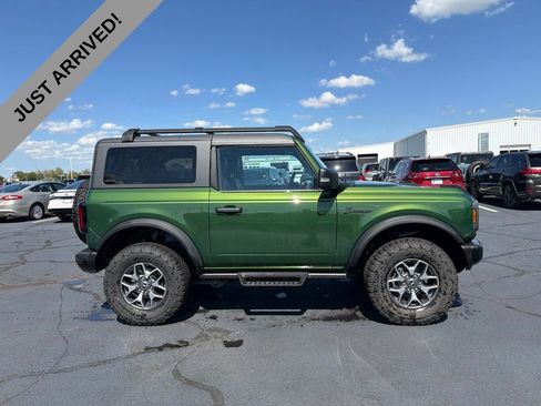 Used 2023 Ford Bronco Badlands AWD/4WD image 4