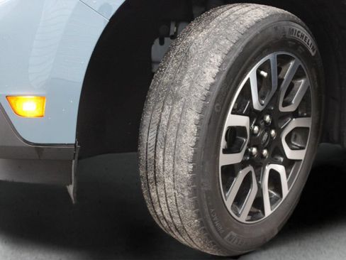 Used 2022 Ford Maverick Lariat FWD image 48