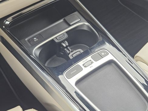 Certified 2026 Mercedes-Benz GLB 250 image 19