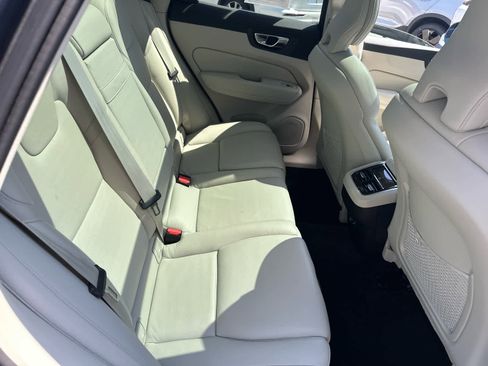 Used 2020 Volvo XC60 T5 Inscription w/ Protection Package Premier AWD/4WD image 36