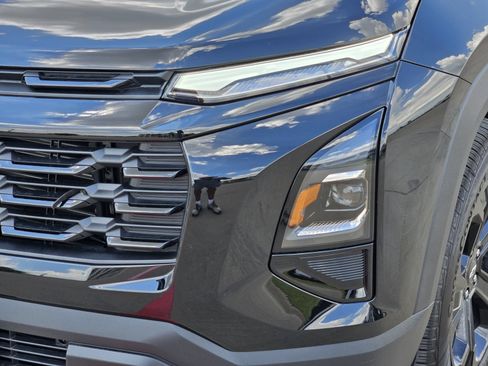 New 2027 Chevrolet Equinox LT w/ Convenience Package II FWD image 10