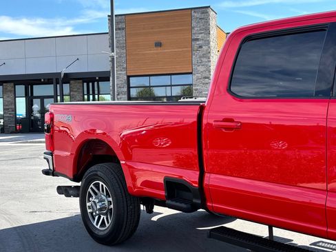 Used 2023 Ford F250 Lariat AWD/4WD image 3