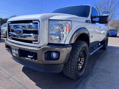 Used 2016 Ford F250 King Ranch w/ King Ranch w/Chrome Package image 4