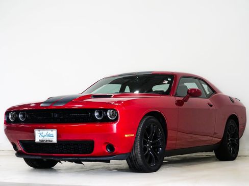 Used 2016 Dodge Challenger R/T Plus image 3