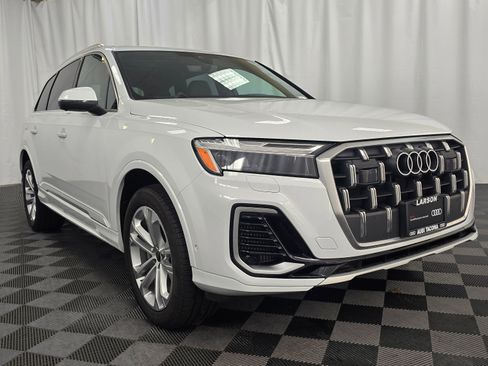 Certified 2025 Audi Q7 3.0T Premium Plus w/ Premium Plus Package image 8