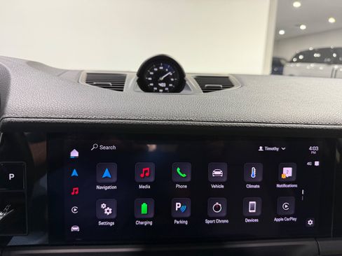 Used 2025 Porsche Panamera 4 AWD/4WD image 35