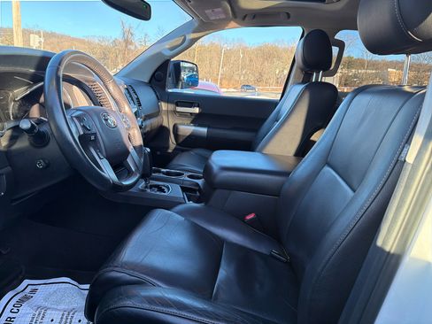 Used 2021 Toyota Sequoia Nightshade w/ Safety & Convenience Package image 17