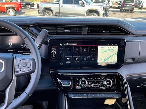 New 2026 GMC Sierra 2500 AT4 w/ AT4 Premium Plus Package image 7