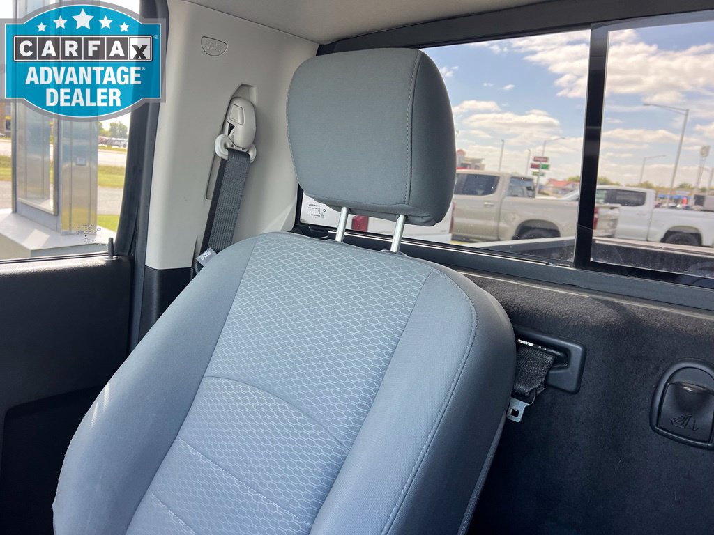 Used 2018 RAM 1500 Express w/ Black Ram 1500 Express Group AWD/4WD image 17