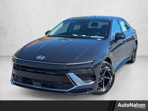 New 2026 Hyundai Sonata SEL image 1