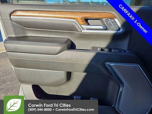 Used 2025 Chevrolet Silverado 3500 High Country w/ Technology Package image 14