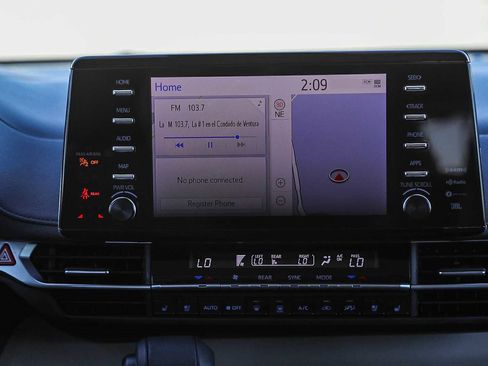 Certified 2024 Toyota Sienna Limited image 14