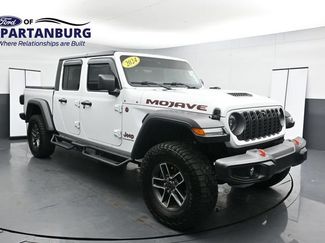 Used 2024 Jeep Gladiator Mojave w/ Technology Group AWD/4WD 360° Tour