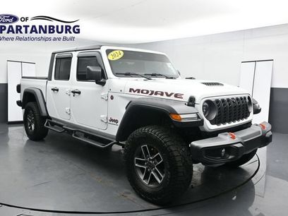 Used 2024 Jeep Gladiator Mojave w/ Technology Group