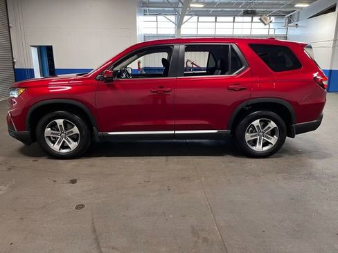 Used 2024 Honda Pilot EX-L image 5