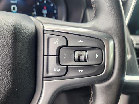 Used 2024 Chevrolet Suburban LT AWD/4WD image 28