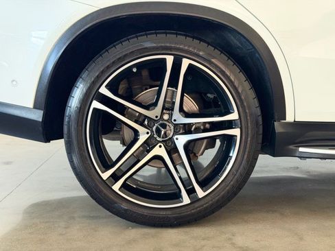 Used 2018 Mercedes-Benz GLE 43 AMG 4MATIC Coupe w/ Premium 3 Package image 9