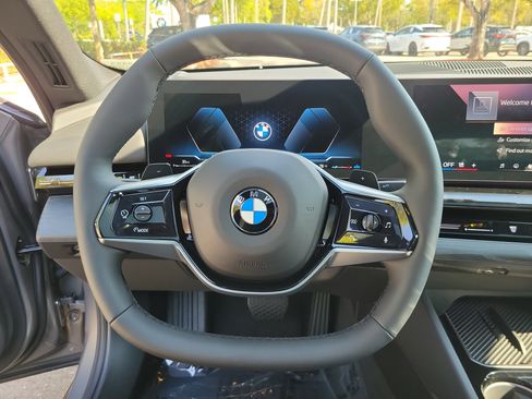 New 2026 BMW 530i image 27