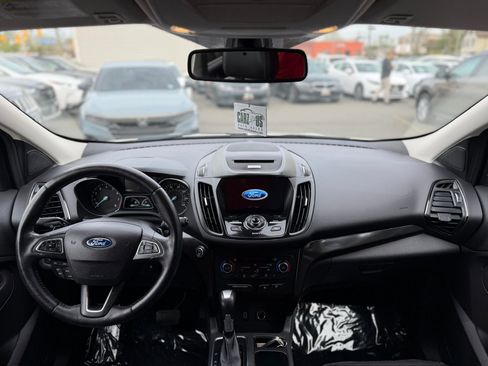 Used 2017 Ford Escape Titanium AWD/4WD image 33