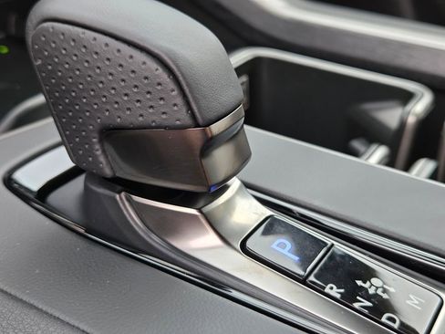 New 2026 Lexus TX 500h AWD image 39