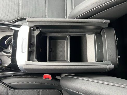 Used 2026 Mercedes-Benz GLC 300 image 20