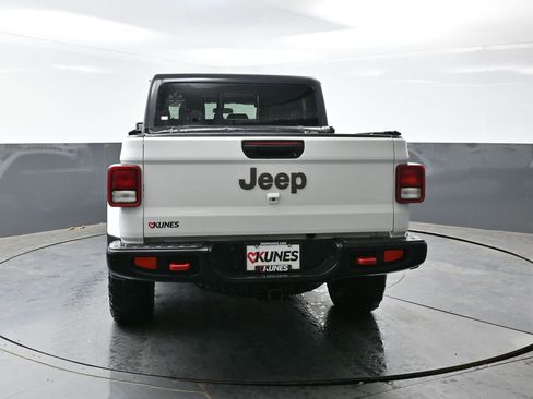 Used 2020 Jeep Gladiator Rubicon w/ Cold Weather Group AWD/4WD image 13