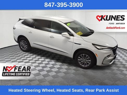Used 2024 Buick Enclave Premium image 30