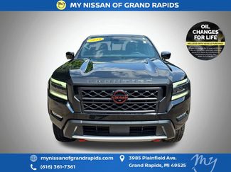 Used 2023 Nissan Frontier PRO-4X w/ Pro Convenience Package AWD/4WD video 3
