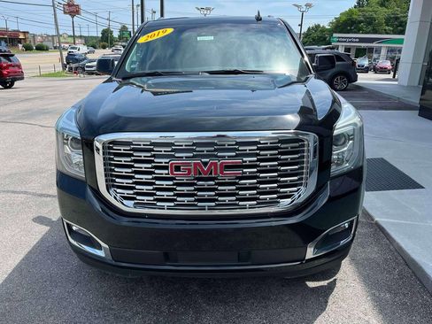 Used 2019 GMC Yukon Denali w/ Denali Ultimate Package AWD/4WD image 8