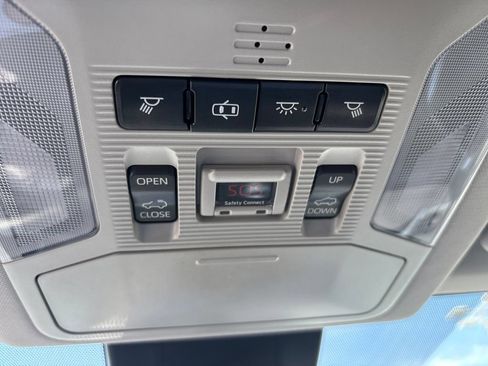 Used 2019 Toyota RAV4 XLE FWD image 30