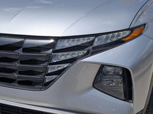 Certified 2022 Hyundai Tucson SEL FWD image 12