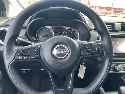 Used 2024 Nissan Versa S w/ S Plus Package image 17