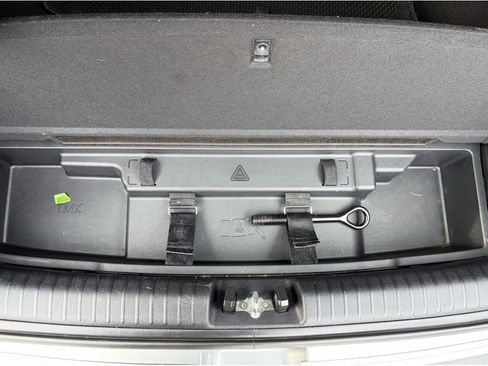 Used 2022 Kia Niro LXS image 25