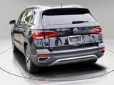 Used 2023 Volkswagen Taos SE w/ Panoramic Sunroof Package image 4