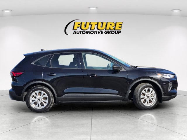 Used 2025 Ford Escape Active FWD image 3