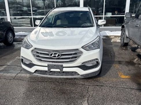 Used 2018 Hyundai Santa Fe Sport image 1