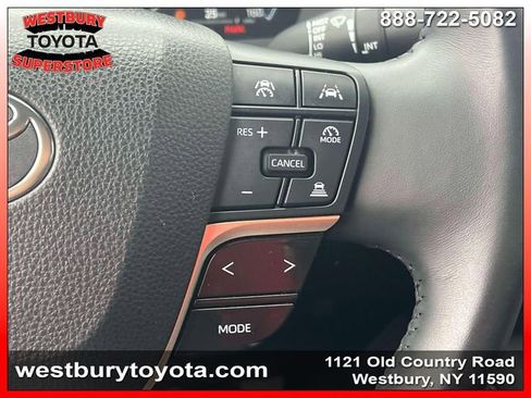 Used 2023 Toyota Crown AWD/4WD image 26