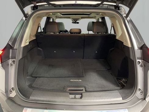 Certified 2023 Nissan Rogue Platinum w/ Platinum Premium Package AWD/4WD image 17