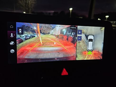 Used 2024 Kia Sportage SX image 25