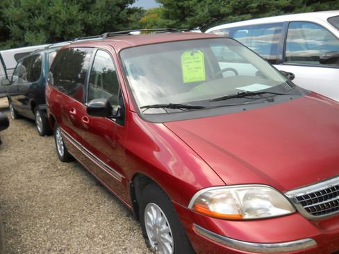 Used 2000 Ford Windstar SE FWD image 1