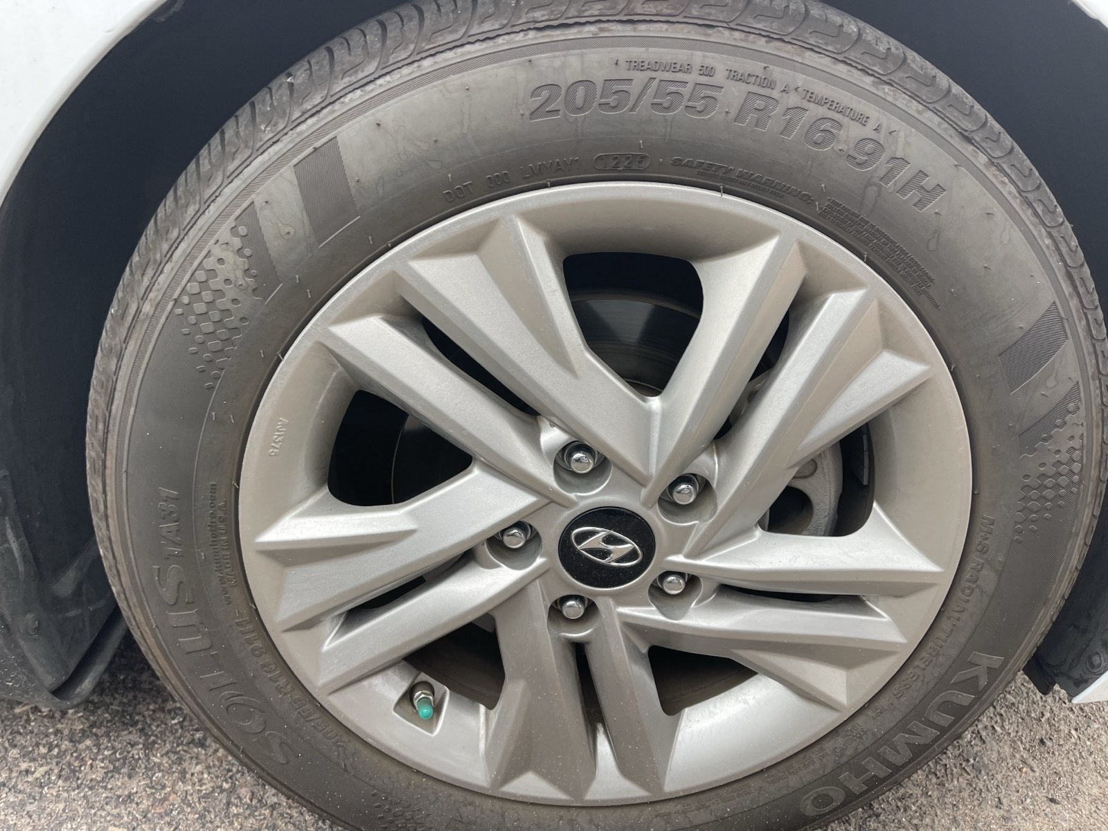 Used 2020 Hyundai Elantra Value Edition w/ Cargo Package (C1) FWD image 7