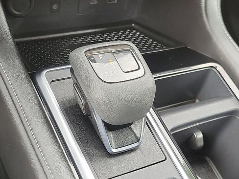 Used 2023 Nissan Pathfinder SL image 12